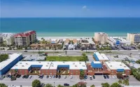 2 Bed, 2 Bath, 1 minute walk to the sand!