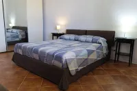 Indipendent Semi-Detached Villa in the Countryside, Surrounded by Greenery