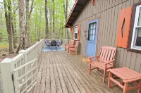 Magical 5Br Cabin, Steps to Lake & Pet-Friendly - 2 Kitchens and Living Rooms!