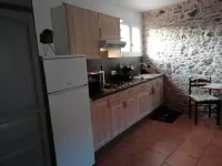 Pretty F 2 in Claira in the Pyrénées-Orientales at 5 minutes from the beaches Hotels in Claira