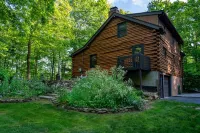 Cozy Maple Tree Cabin - Situated on 6 Private Acres- Enjoy Nature