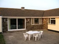 4-bedroom bungalow set in a secluded location Hotels in Crantock