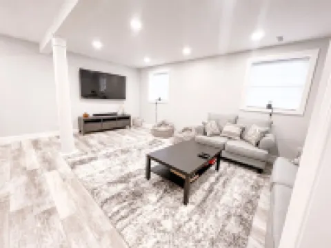 Cozy Getaway Lodge & Retreat w/ game room/deck/fire pit ~25mins from Hershey P Hotels in Upper Allen Township