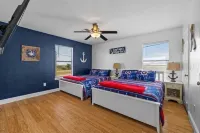 Waterfront Home With Private Fishing Pier on Turtle Bay