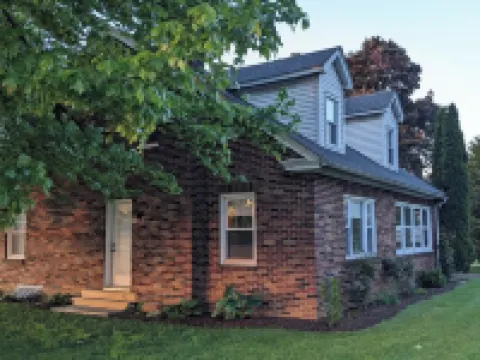 Mine Ridge House; Buggy watching and farm views. 15 min drive to Sight and Sound Hotels in Sadsbury Township