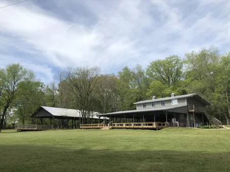 Family Friendly Pull-Through Campsite on 180 Acre Family Farm -- Near Nashville!