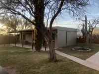 1b/1b Guest House Purple Mattress - Dogs / Horses welcomed