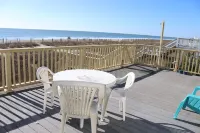 Oceanfront Cottage with Great Views!