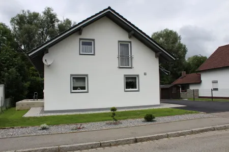 Holiday house Irlbach / Donau Niederbayern Отели в г. Штраубинг-Боген