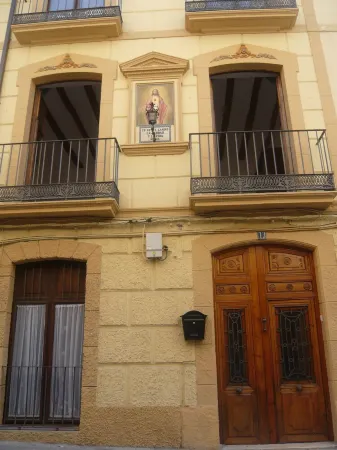 Stunning  Luxury Spanish Townhouse Отели рядом с достопримечательностью «Torreta Mariola»