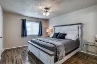 Well appointed home minutes from Kalahari and Downtown Các khách sạn gần Texas State University Round Rock Campus