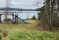 Belgrade Lakes Cottage w/ Long Pond beach access close to Augusta, Colby College