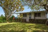 Relaxing home away from home- honeymoon friendly Hotels near ‘Ohe‘O Gulch