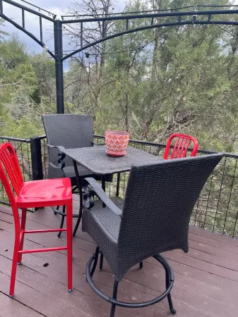 Hidden in the trees!Reasonable Rates-Sleeps 12-Includes kayak for 4.New listing! Отели в г. Гарфилд