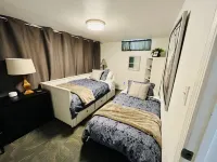 Large Modern 2 Bedroom near Ocean, Airport, and Seattle with private garage