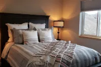 Change in Altitudes \ 3 bed, 2.5 bath lux house on 20 acres near Yellowstone Hotels near Chico Hot Springs