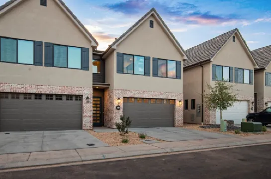 Moon Sage Retreat with Private Hot Tub