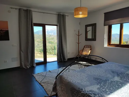 Villa Las Adelfas with beautiful view ,HEATED POOL, 6 Pers, WIFI,BBQ,terraces