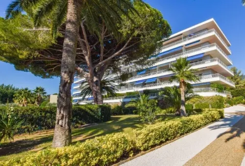 GRAND PAVOIS Hotels in Cavalaire-sur-Mer