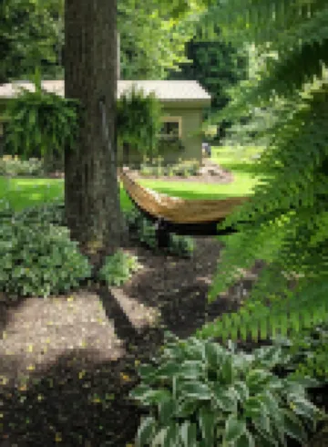 Quaint Newly Remodeled Cabin with Stone Fireplace - Private Hot Tub - King Bed