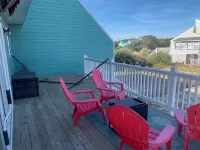 What a View! Cozy 3-Br at Far North End of North Topsail