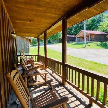 The Woodshed Cabin #304