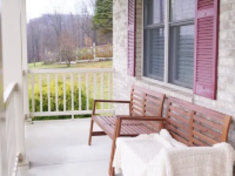 NEW! Enjoy Mountain View and private lake from your home in Laurel Highlands! Hotels in Donegal Township