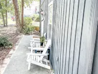 Cozy Pinehurst 2BR Apartment w/3 Beds • Across from Pinehurst #6 • Firepit Hotels in Pinehurst