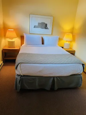 Available 1 Week Only:  Prime Ski Week Feb 22 - March 1 Sunday - Sunday Hotels in Moose Wilson Road