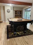 Gorgeous 3 bedroom cabin with Garage parking and Tesla supercharger close by