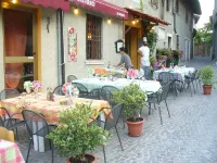 House in the paradise garden above v. Gargnano for individuals u. Children Hotels in Gargnano