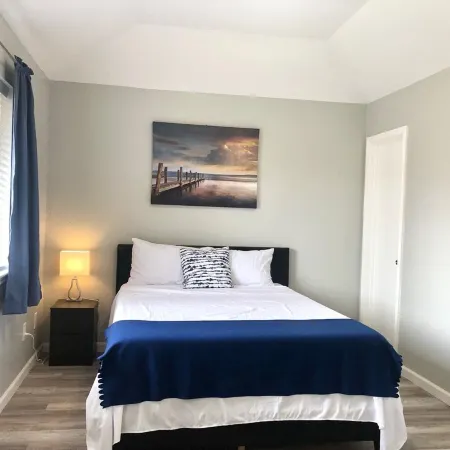 Central Frisco-Full renovated cozy&nice half duplex 3bed|2bath free wifi&parking