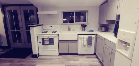 4 Bedroom/3 Bath Upper Level Remodeled Shop, in town, fully loaded for up to 12! Отели в г. Риггинс