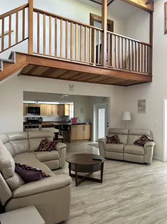 Stunning Lake Front Home on Lake Whistler - Perfect for all the Family to Enjoy!