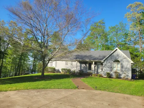 Single Level Lakehouse Retreat