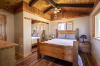 Private Flathead Valley Cabin close to Glacier National Park Các khách sạn gần Sân bay quốc tế Glacier Park