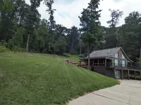 Vista Getaway - Secluded country cabin, with wrap around porch and patio
