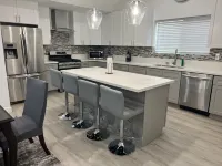 Spacious Modern Grey Home Hotels in Westminster