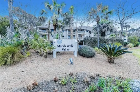 Newly Renovated Riverfront Villa