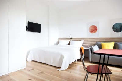 Sunny boutique studio in the center of Berlin Prenzlauer Berg/프렌츨라우어 베르크 호텔