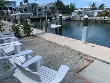 Super Comfy and modern with the extras! Отели рядом с достопримечательностью «Sombrero Reef»