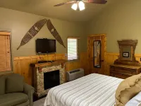 Ski In & Ski Out - Boyneland Lift Hotels in Boyne Valley Township