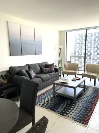 Lovely 1 Bed 1 Bath apartment at Doral Отели рядом с достопримечательностью «Трамп Нешнел Дорал Майами»