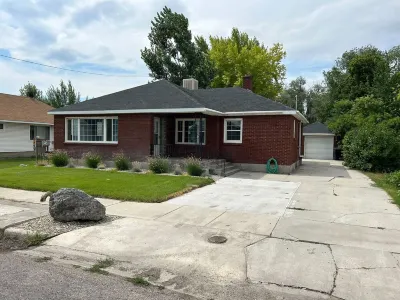 Downtown w/ 3 Bedrooms, Fenced Yard & Playground - Kid Friendly!