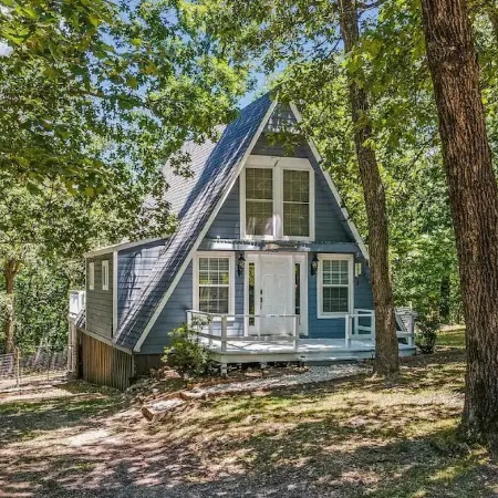 ★Hilltop Wooded Bliss♥ - Secluded Near Lake Fenced