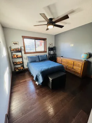 Candy Red Country Home فنادق في Taylor County