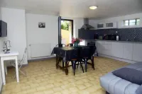 Gite ground floor house 200 m from the village, swimming pool