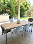 Updated Mid-Century beach house --10 minute walk to the beach