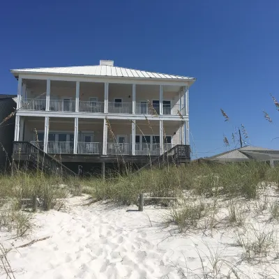 Gulf-Front Beauty-Sleeps 12-Superb Beach Access-Heartfelt Hospitality
