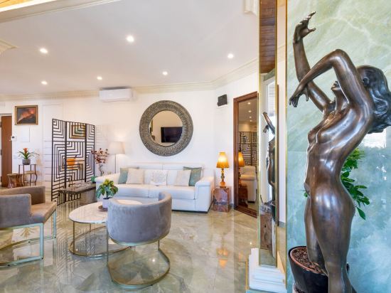 Atticus Luxury Penthouse with Stunning Terrace
